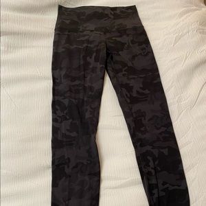 Lululemon black camouflage leggings